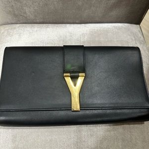 Authentic almost new Ysl Yves Saint Laurent Y clutch black